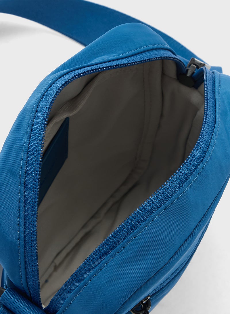 Calvin Klein Jeans Graphic Reporter Bag - Image 5