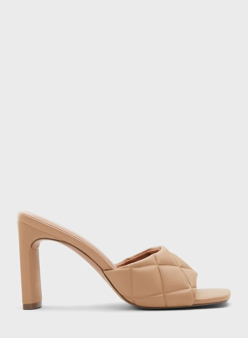 كول ات سبرنج صندل بكعب مرتفع