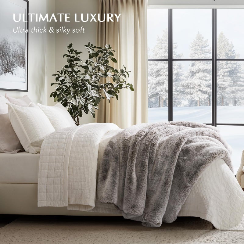 EVERGRACEHOME Luxury Soft Faux Chinchilla Fur Throw Blanket for Couch, Warm Thick Heavy Winter Throw Blanket 1220GSM for Bed, Fluffy Cozy Mink Blanket with Reversible Velvet, Champagne Fawn, 50"x60" - Image 4