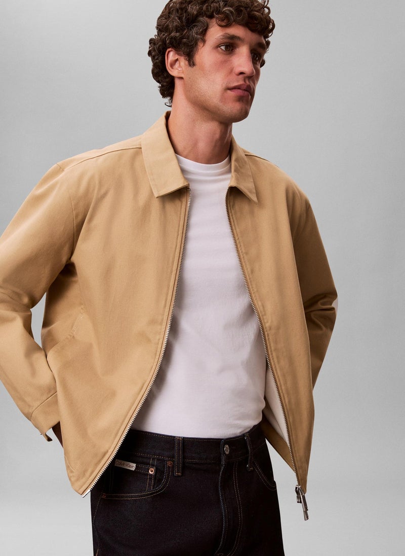 كالفن كلاين تيشيرت بأكمام قصيرة وخطوط رفيعة - Image 4