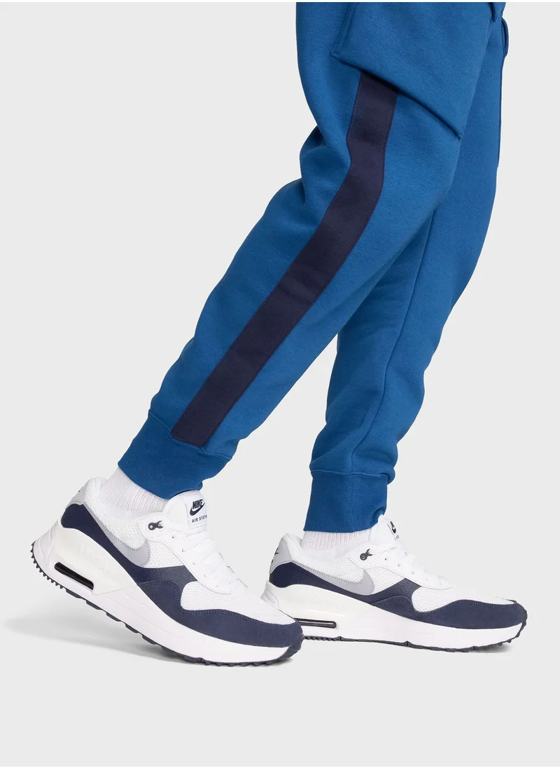 Nike Air Fleece Cargo Pants