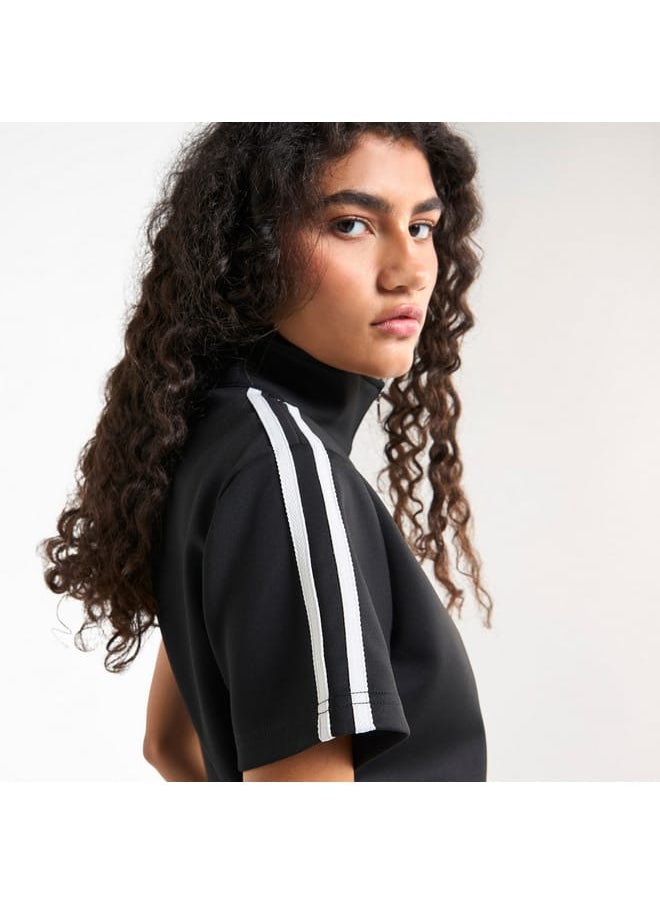 FAV Solid Crop T-shirt with Short Sleeves and Zip Closure  - Image 4