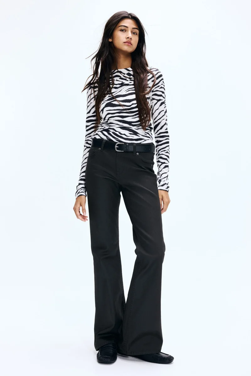 اتش اند ام جينز بقصة حافة واسعة وخصر منخفض