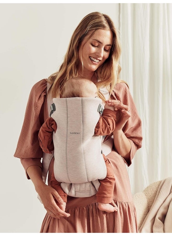 BABYBJORN - BabyBjörn Baby Carrier Mini, 3D Jersey, Light Beige - Image 1