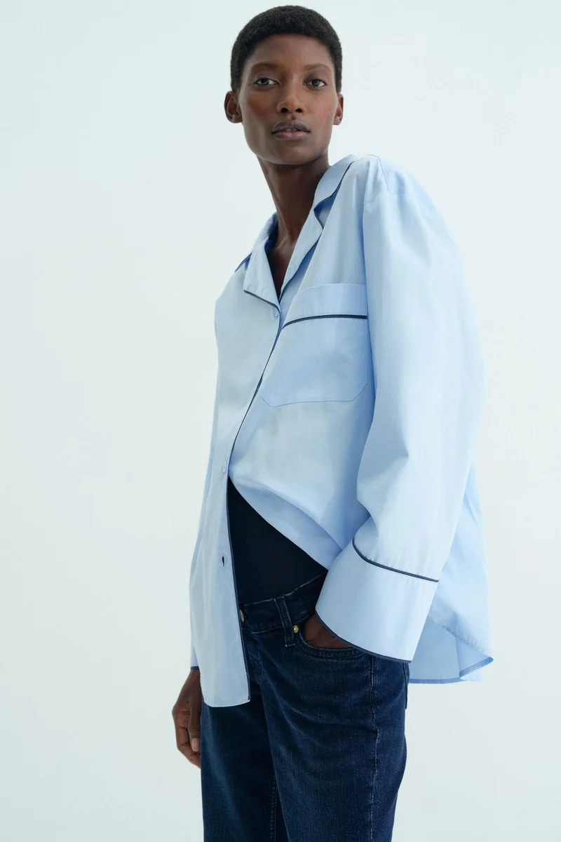 H&M MAMA Flared Jeans