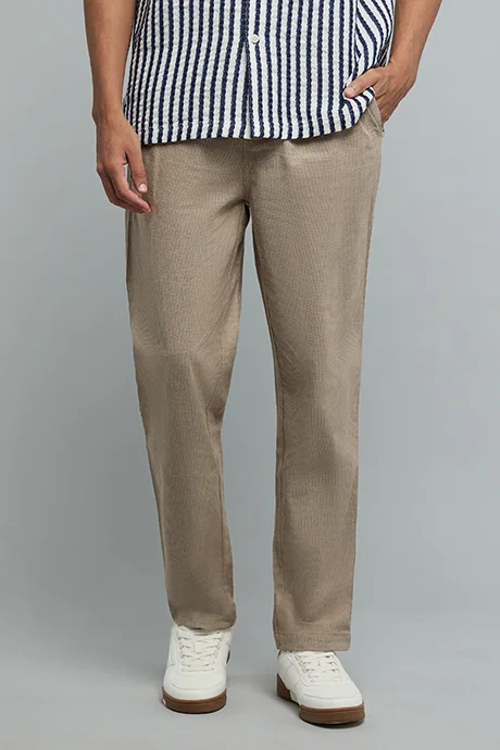 أر أند بي Solid Tapered Fit Pants with Drawstring Waist