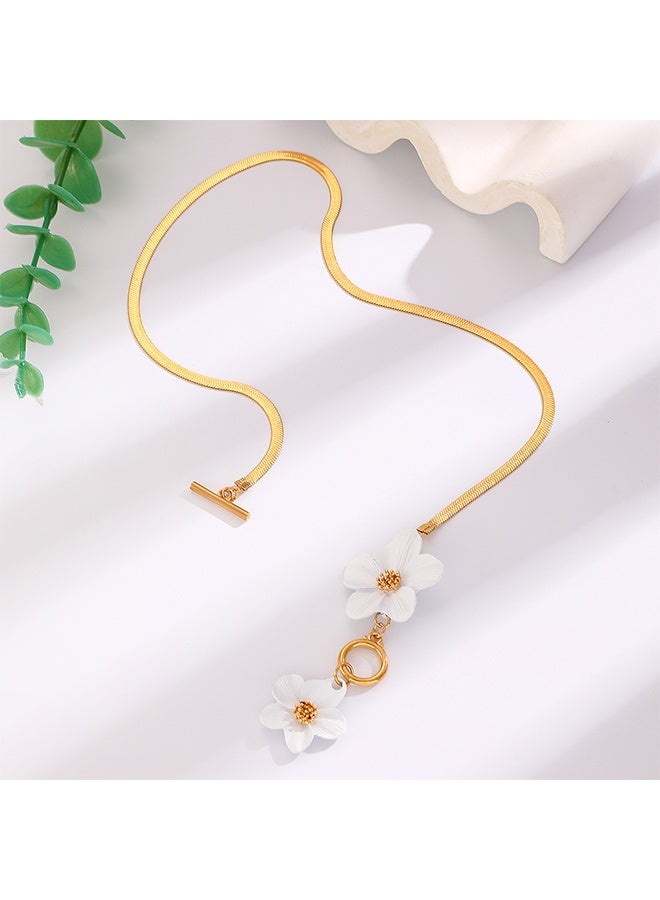 Simple And Elegant White Women's Anklet With An Attractively Drawn Flower, Suitable For Holidays And Parties - Image 4