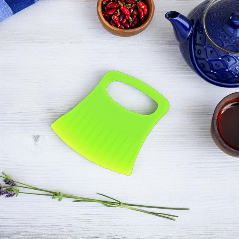 Cabilock 4Pcs Plastic Vegetable Knife Ergonomic Potato Carrot Slicer with Straight and Wavy Blades for Consistent Meal Prep and Home Cooking for Onions Cucumbers and More - Image 5