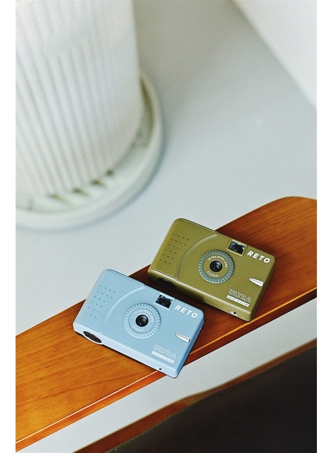 RETO Ultra Wide and Slim 35mm Reusable Daylight Film Camera - 22mm Wide Lens, Focus Free, Light Weight, Easy to Use (Olive) - Image 4
