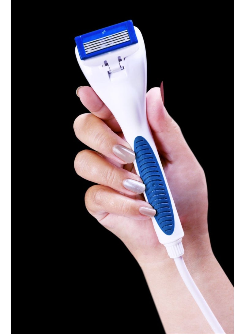 ماكينة حلاقة ذكية متصلة بخرطوم المياه - أزرق وأبيض - تصميم مريح لحلاقة رطبة وسهلة. - Image 2