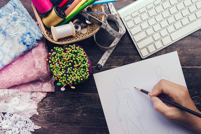 independently published دفتر رسم الأزياء: 430 قالب شخصية أنثوية كبيرة لرسم أنماط تصميم الأزياء الخاصة بك بسهولة وبناء محفظتك الفنية - Image 3