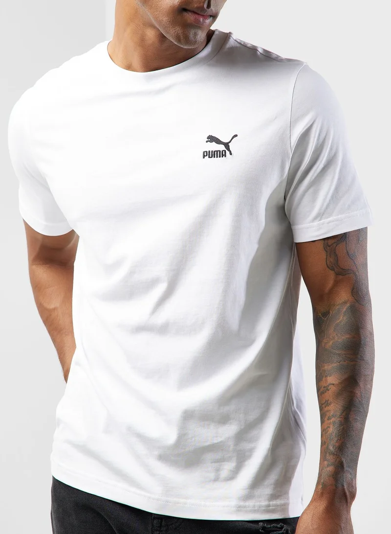PUMA Classics Small Logo T-Shirt
