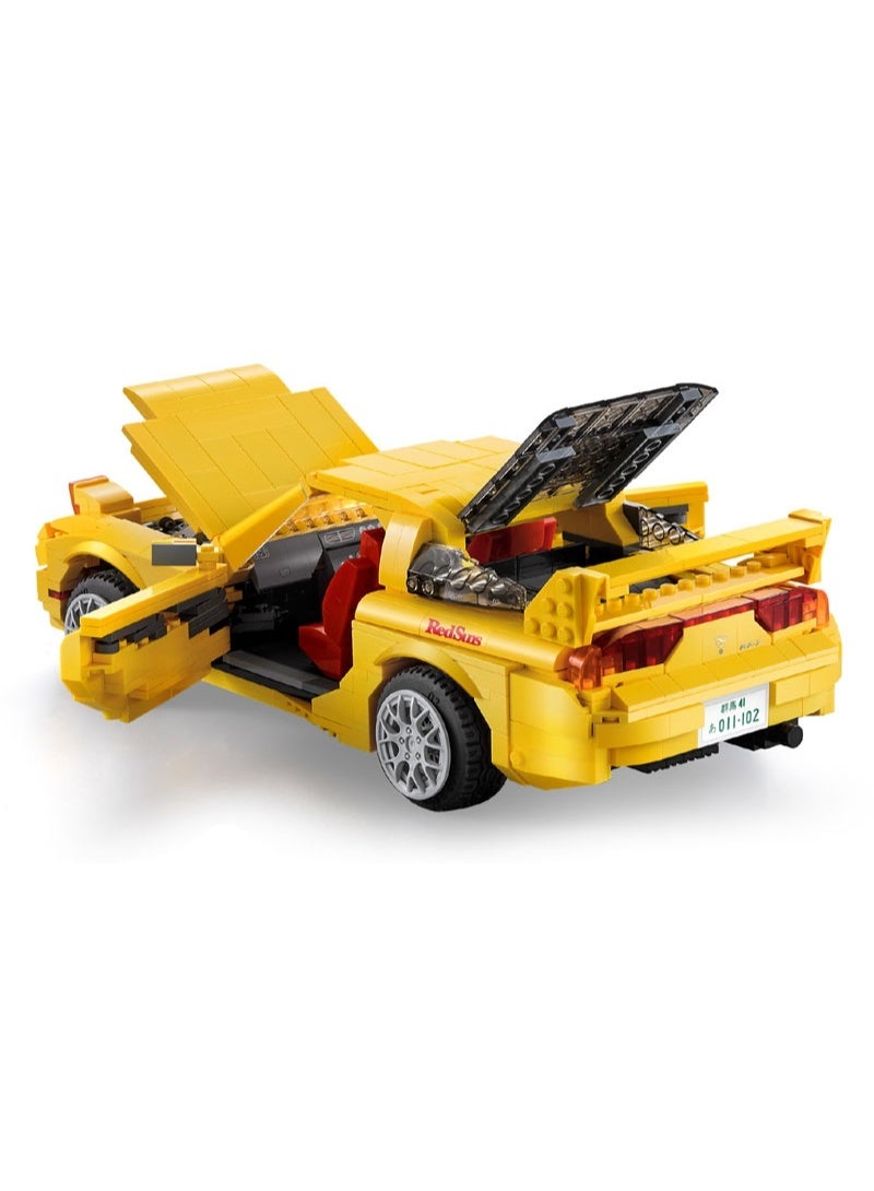 CaDA Toy Building Blocks Yellow Mazda Initial-D FD3S RX-7 Car Officially licensed C61023W 1655pcs for +8 Years old - Image 3