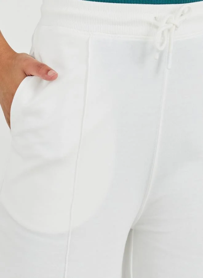 Styli Styli Solid Pintuck Detail Straight Fit Joggers with Elasticated Waistband