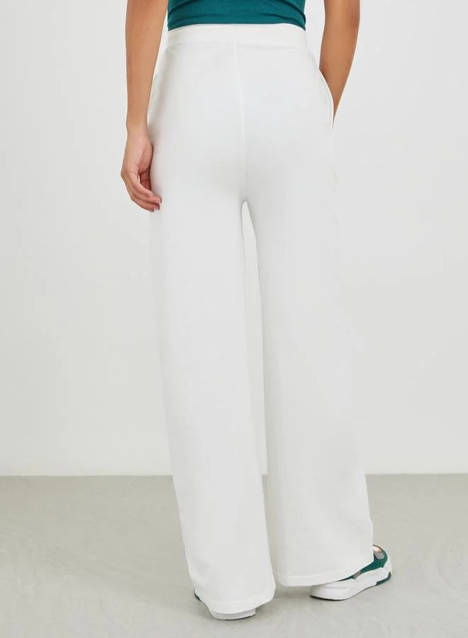 Styli Styli Solid Pintuck Detail Straight Fit Joggers with Elasticated Waistband