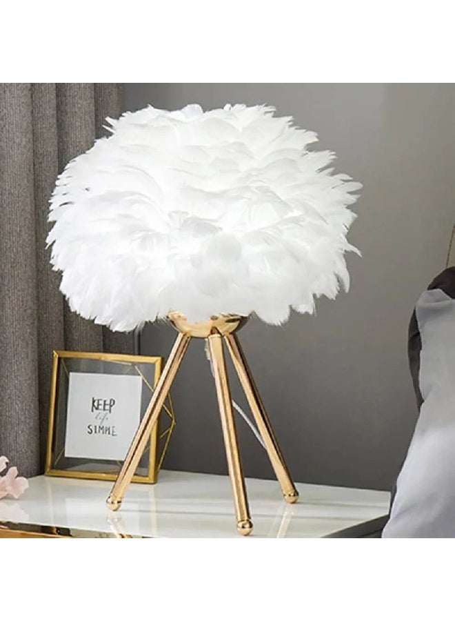 مصباح بريش نعام بمفتاح لمس ليد مزخرف، مصباح طاولة ليد للمنزل الحديث والمكتب والسرير وحجرة النوم (موديل 1) - Image 2