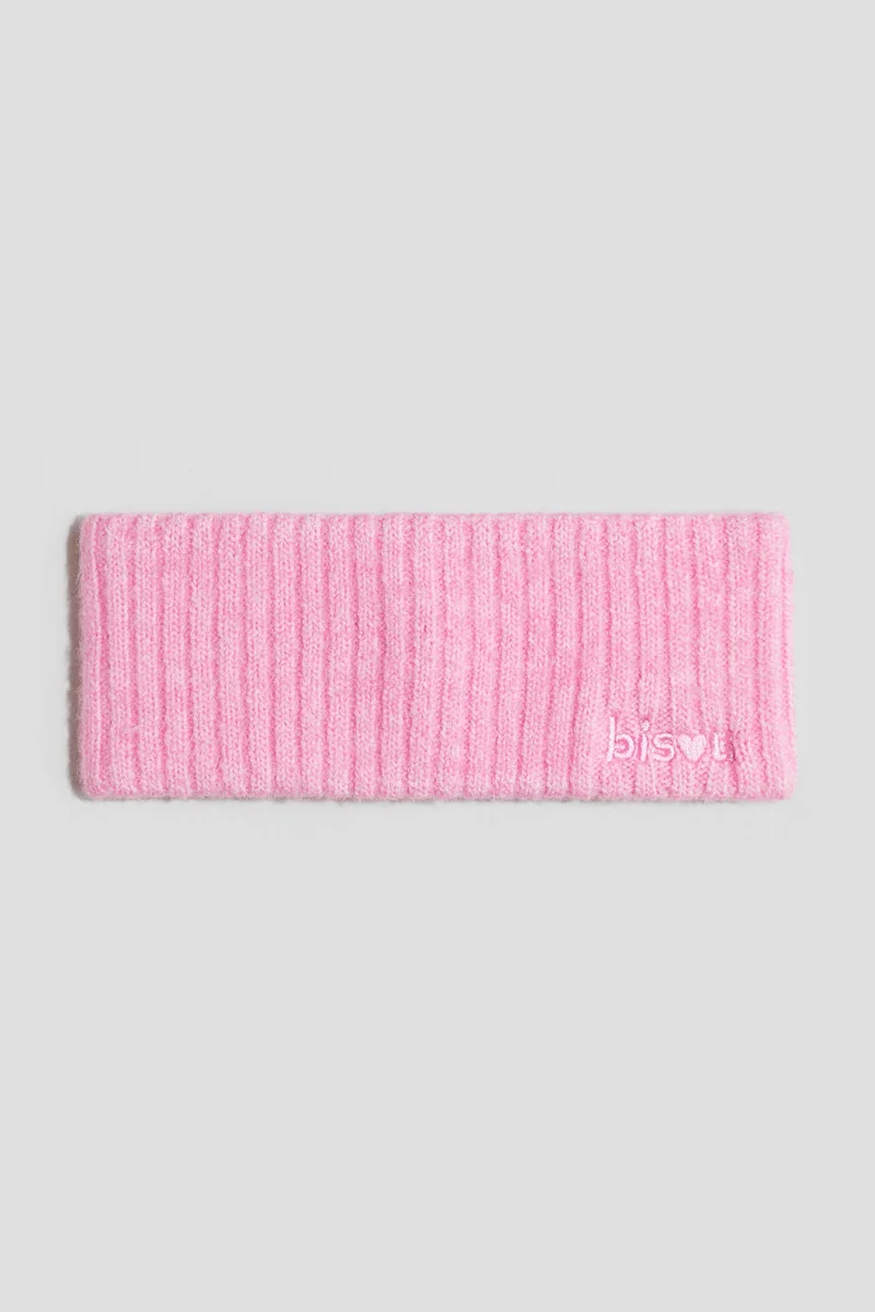 اتش اند ام طوق شعر مضلع بتفاصيل تطريز