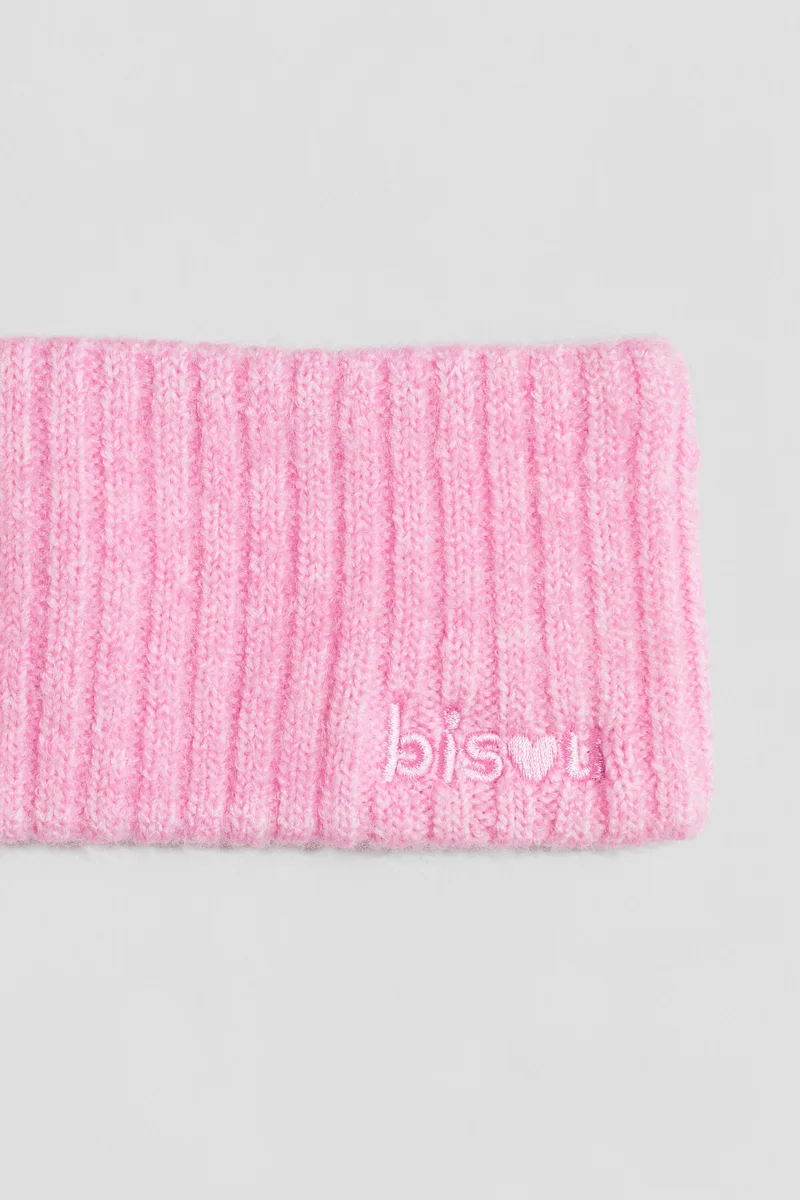 اتش اند ام طوق شعر مضلع بتفاصيل تطريز