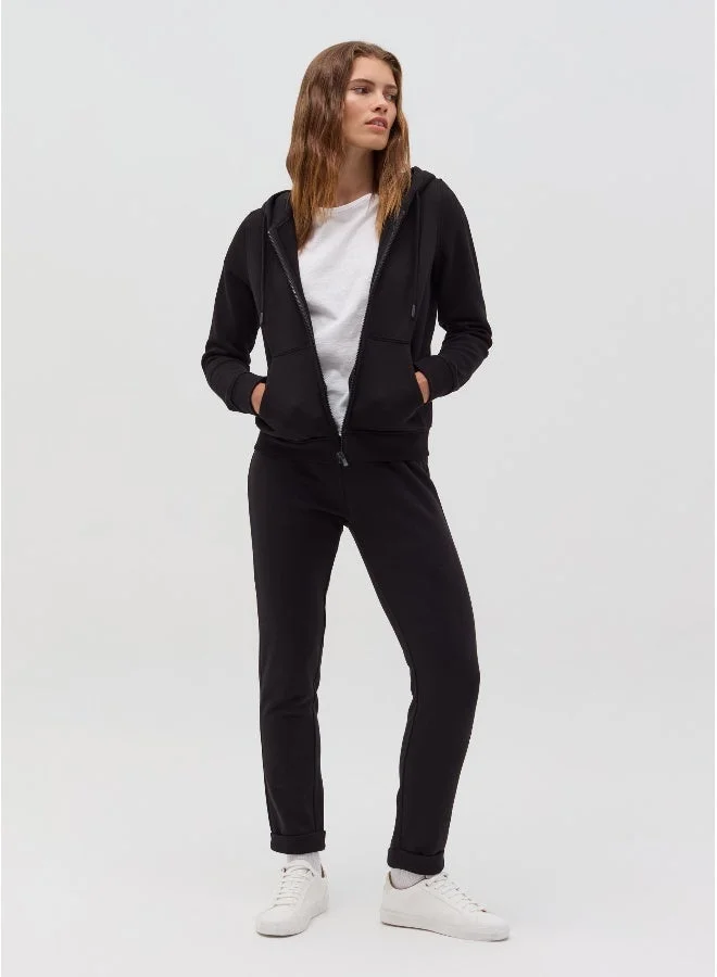 او في اس سويت شيرت أساسي بغطاء رأس