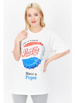 Pepsi تي شيرت نسائي كبير الحجم بطبعة جرافيكية وأكمام قصيرة ورقبة دائرية، مجموعة باللون الأبيض  - Image 1