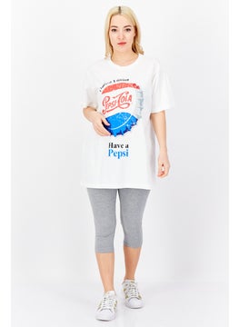 Pepsi تي شيرت نسائي كبير الحجم بطبعة جرافيكية وأكمام قصيرة ورقبة دائرية، مجموعة باللون الأبيض  - Image 3