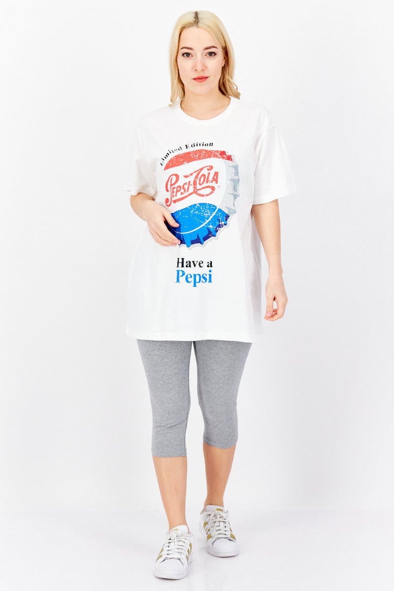 Pepsi تي شيرت نسائي كبير الحجم بطبعة جرافيكية وأكمام قصيرة ورقبة دائرية، مجموعة باللون الأبيض - Image 3