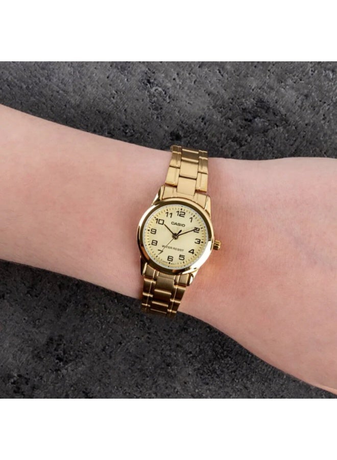 كاسيو ساعة كاسيو LTP-V001G-9BUDF للنساء – سوار ستانلس ستيل باللون الذهبي مع قرص شامباني أنيق - Image 2