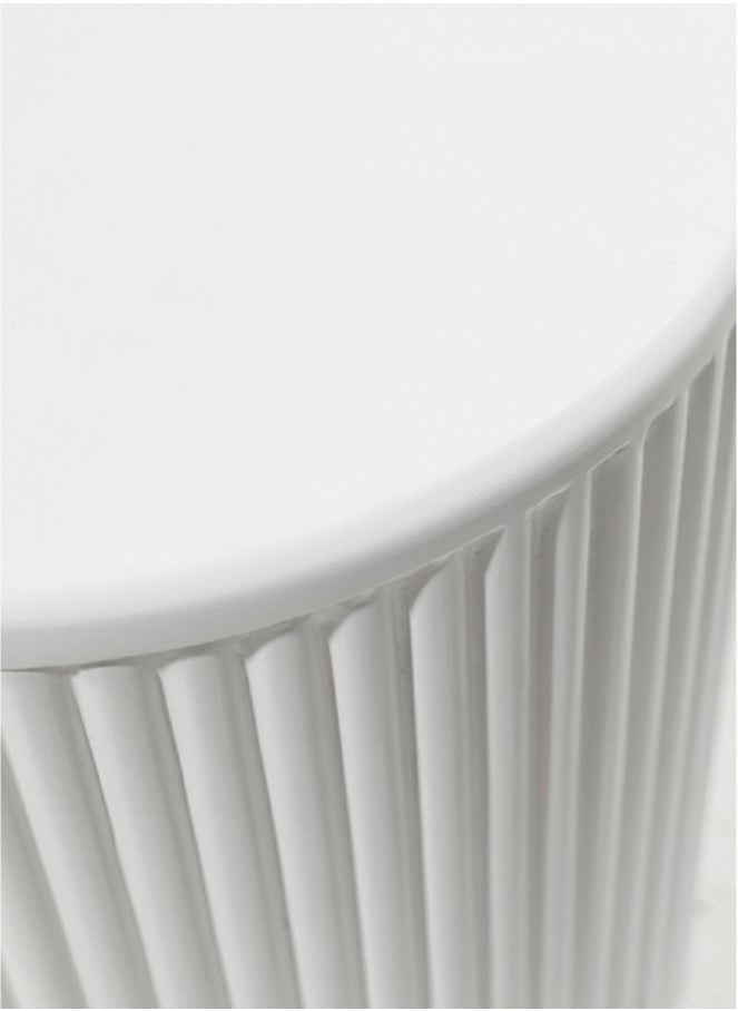 Sement طاولة جانبية مزخرفة  - Image 3