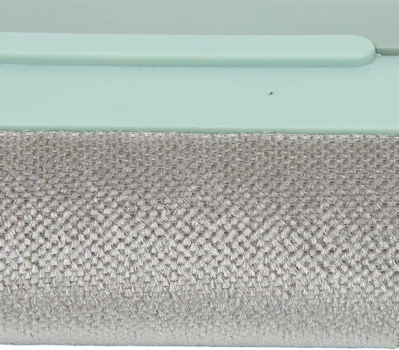 Pet Hair Remover Roller with Two Way Electrostatic Sticky Adhesion, Portable 9x11x5cm - Comfortable Grip, Strong Adhesion, Easy Replacement for Dogs and Cats - Image 4