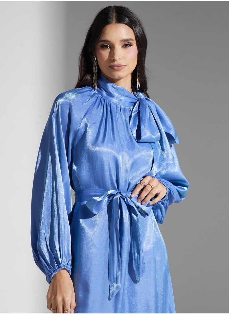 خزانة فستان أزرق من الساتان  - Image 3