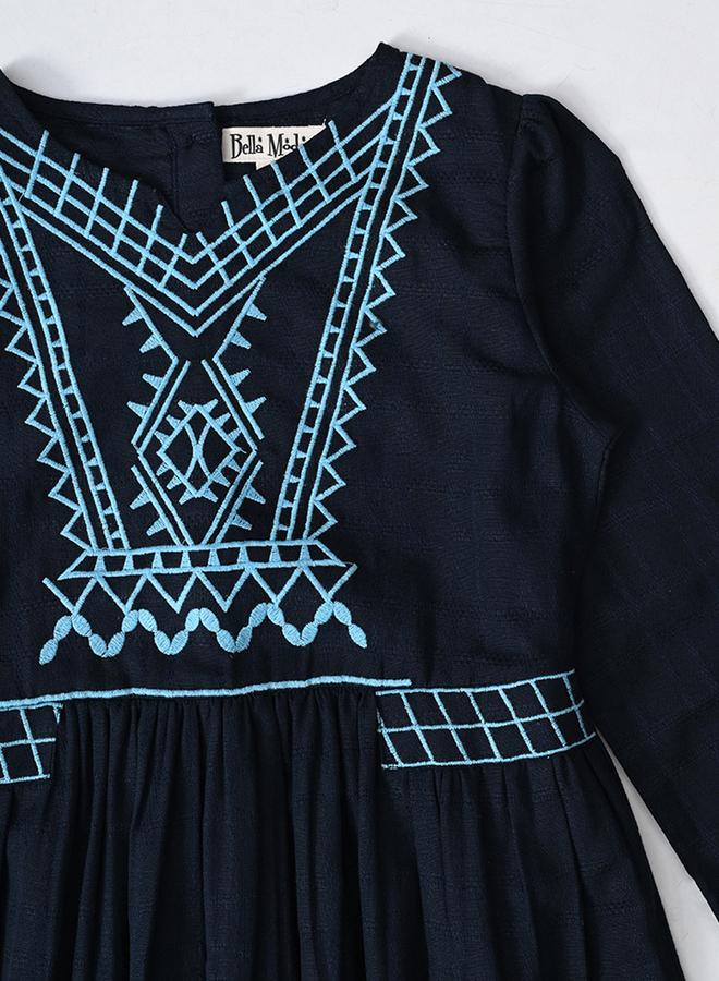 BELLA MODA Embroidered A-Line Dress - Image 4