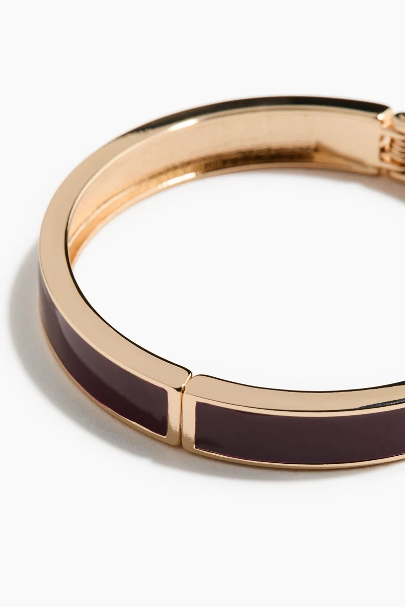 اتش اند ام سوار