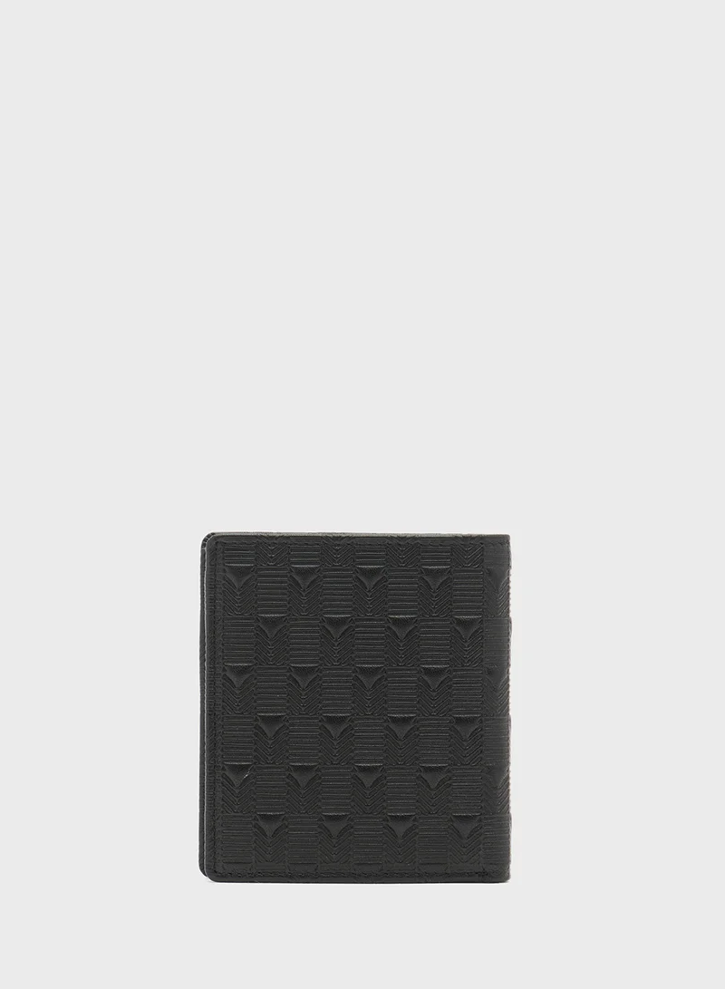 جس Casual Madrid Bi-fold Wallet