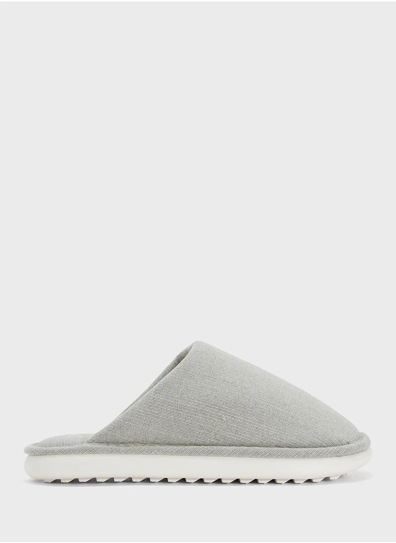 سفنتي فايف Cozy Mule Home Slippers