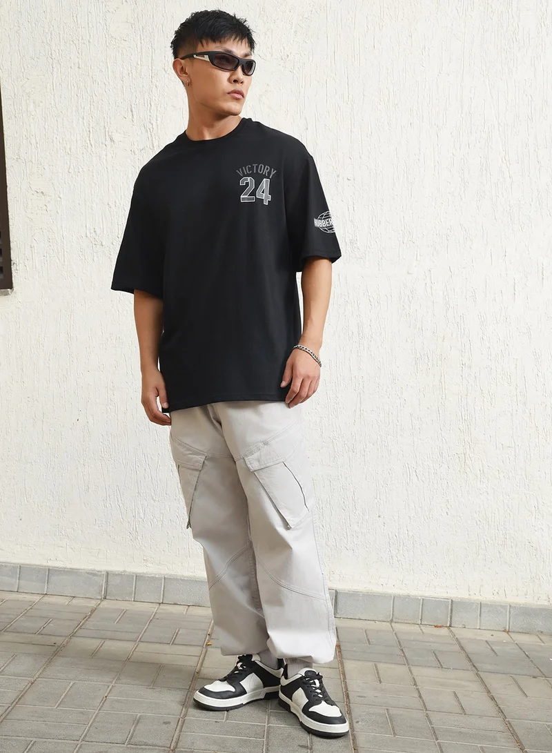 هوبرهولمي Men’s Relaxed Fit Graphic Drop Shoulder T-shirt in Black, Cotton Jersey