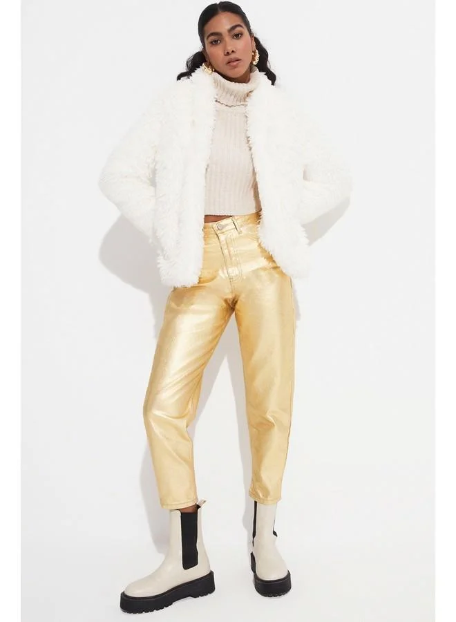 جون June Plush Coat Ecru