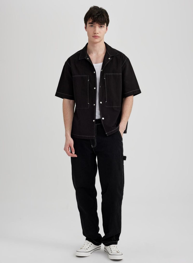 ديفاكتو قميص قطني قصير الأكمام بقصة مريحة - Image 4