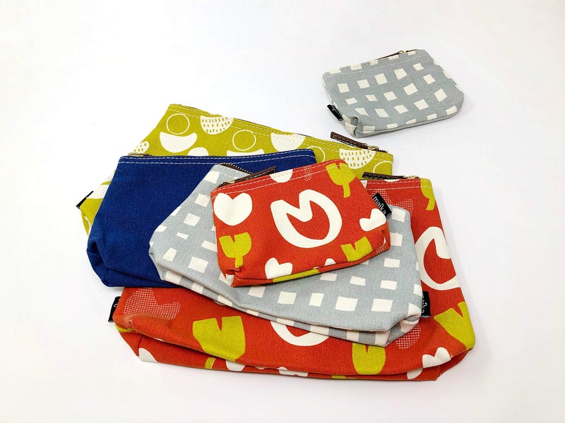 maika Women's Cosmetic Pouch, Flores, Large - Image 3