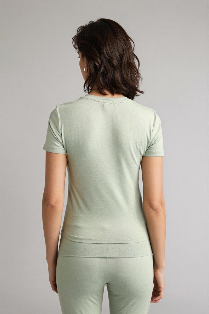 ديفاكتو توب بيزك سادة نص كم - Image 5