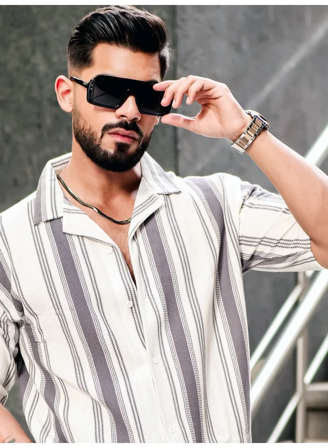 مانياك قميص رجالي بأكمام ثلاثة أرباع مخطط باللون الرمادي مع نسيج خلية النحل