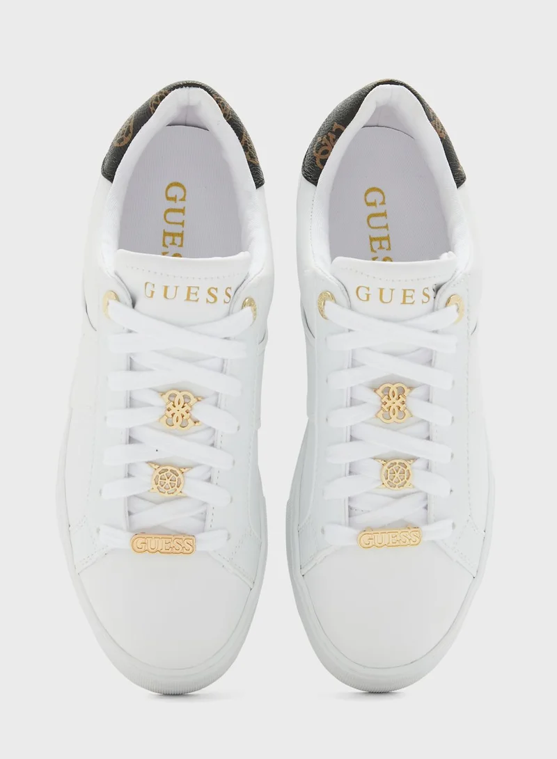 GUESS Giella Low Top Sneakers
