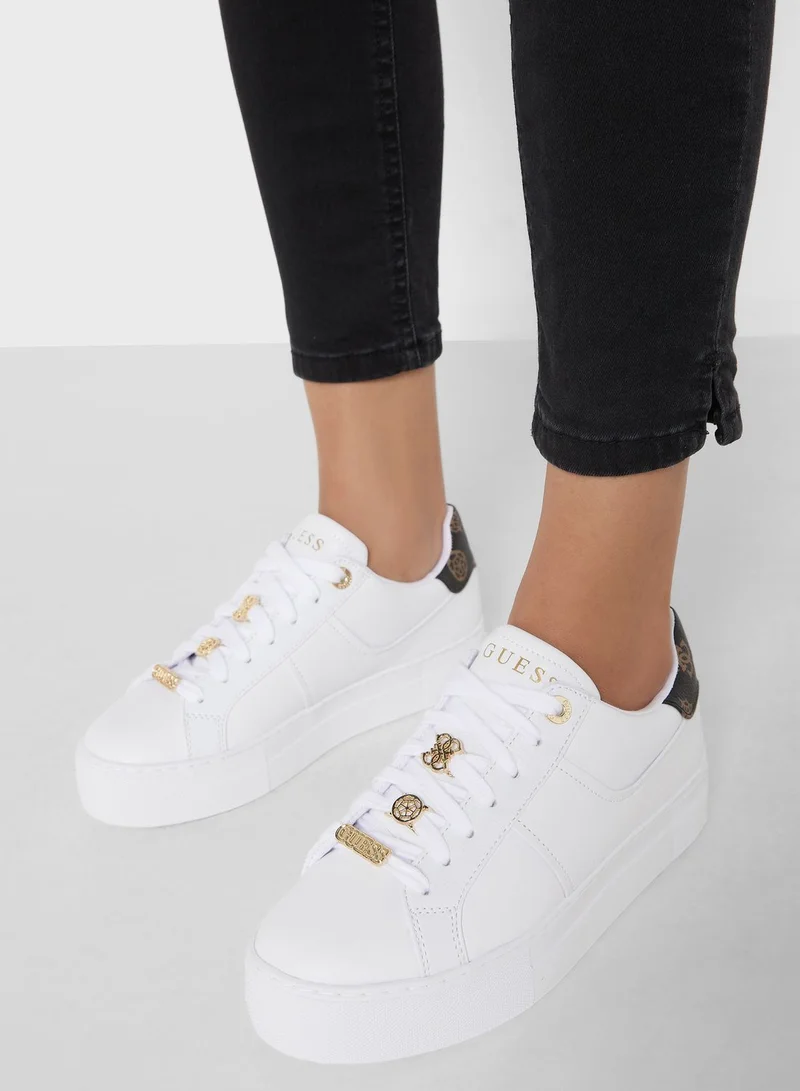 GUESS Giella Low Top Sneakers