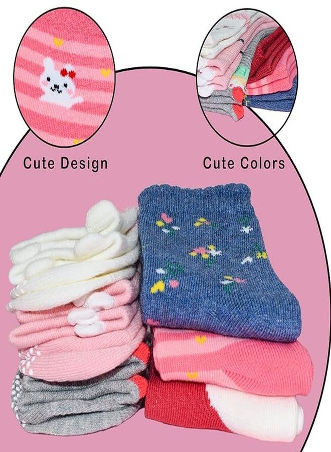CUTEABLY جوارب قطنية لطيفة بطول الكاحل مانعة للانزلاق للبنات الصغيرات مع مقابض، جوارب منزلية مضادة للانزلاق، (تصاميم متنوعة/عشوائية) (2-3 سنوات) - Image 2
