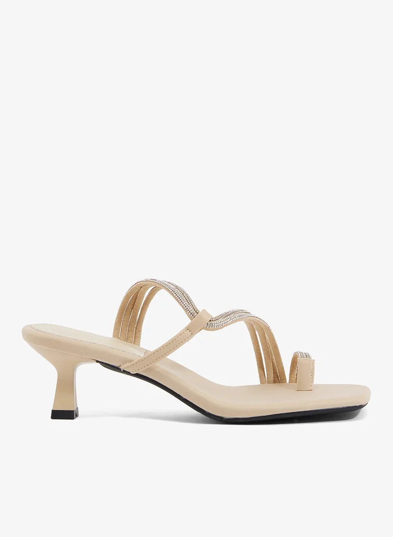 heeled_sandals