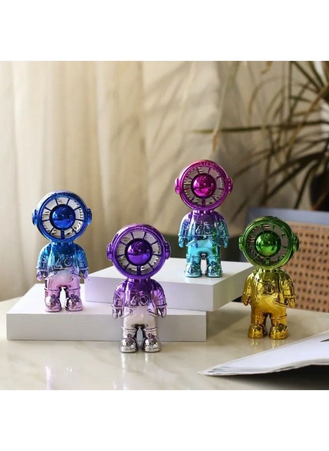 Small portable hand and desk fan with 3-speed USB charger, designed in the shape of a bear and in attractive and multiple metallic colors