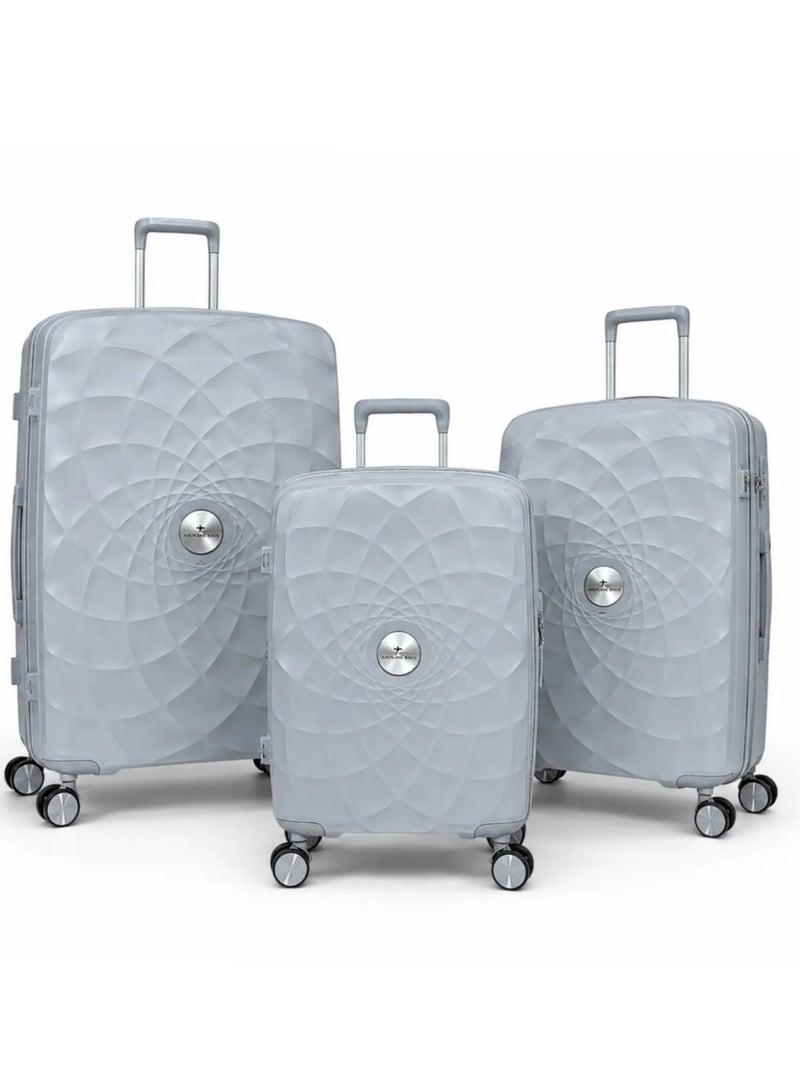 Urban Grey Luggage Set 22,26,30 - Image 2