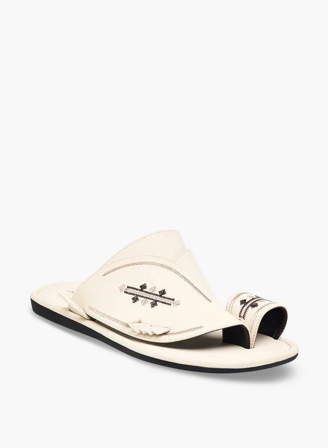 الواحة Men Embroidered Arabic Sandals