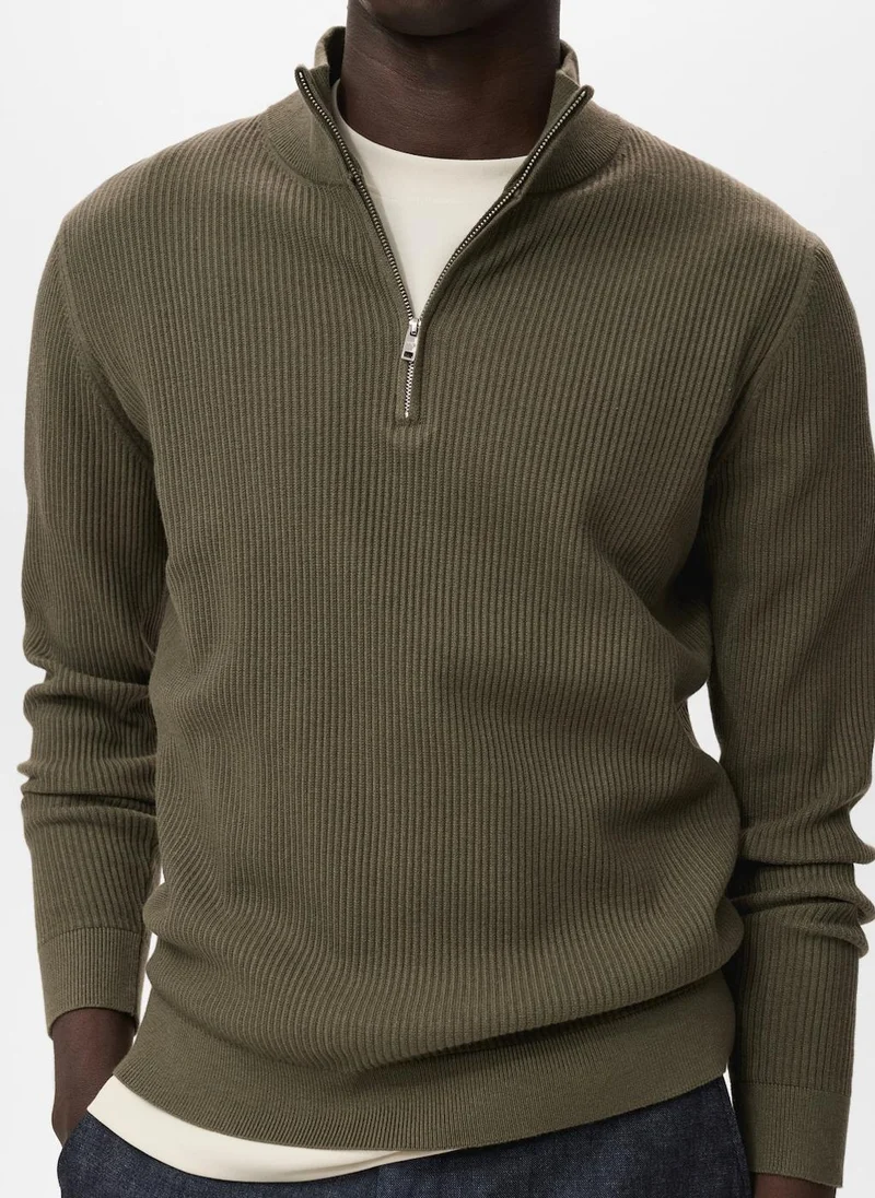 Mango Man  Ribbed sweater with zip neck for Men | Best Price UAE