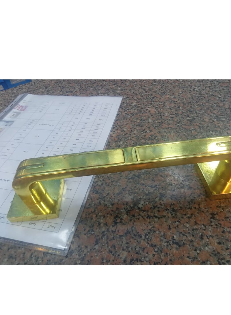 High quality metal door handle in shiny gold color  - Image 2
