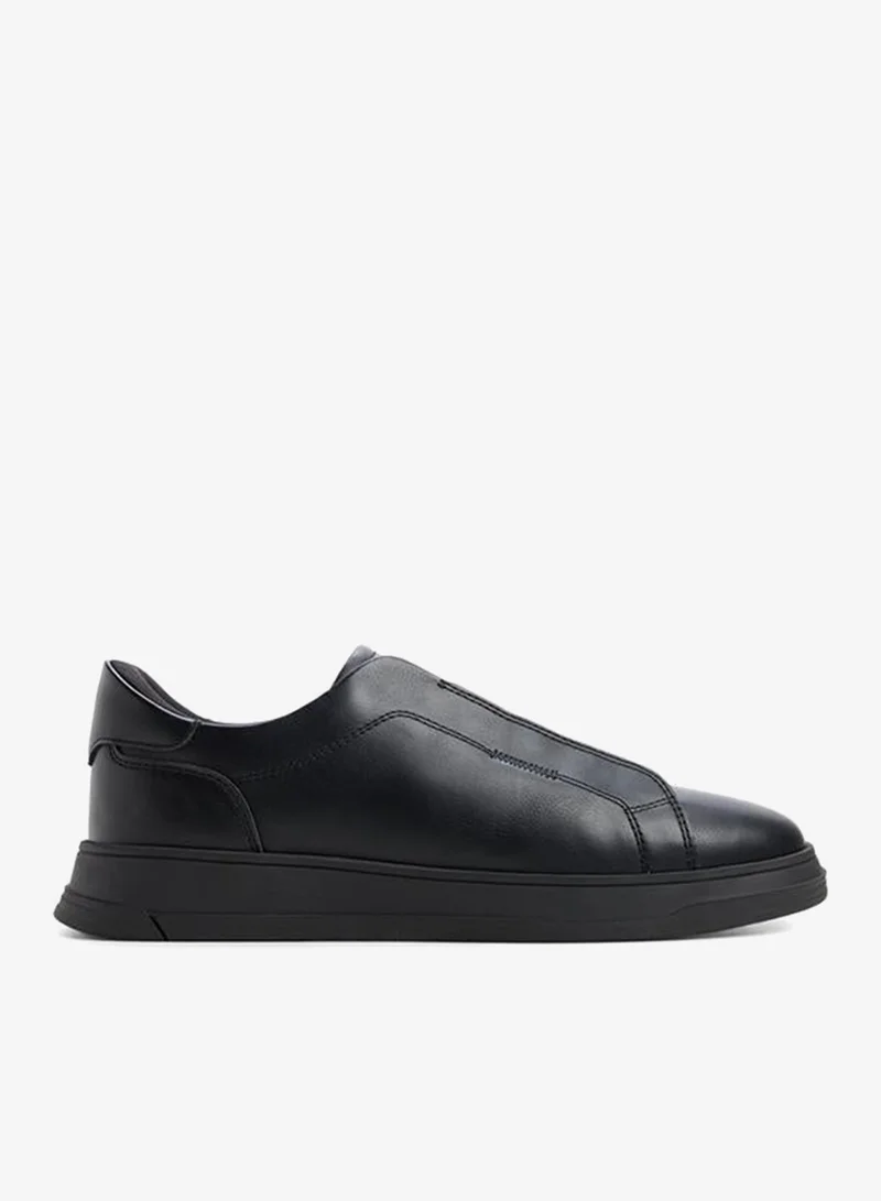 Pearce Men's Black Sneakers